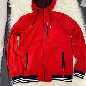 TOMMY HILFIGER RED WINDBREAKER